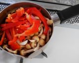 鶏むね肉に！パプリカとしめじの甘辛タレ♪作り方4写真