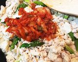 鶏ひき肉と豆腐のキムチ炒め作り方3写真