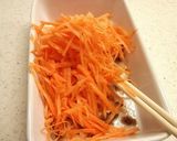 さっぱり！梅干し風味のキャロットラペ作り方3写真