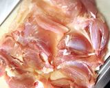 お酒とお醤油だけで！鶏ももチャーシュー作り方1写真