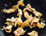 鶏皮ともやしのニンニクポン酢炒め(節約)作り方2写真