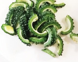 簡単♪ゴーヤとみょうがの醤油和え♪作り方1写真