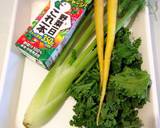 ケールと野菜ジュースの健康スムージー作り方1写真