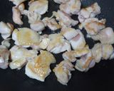 鶏肉とアボカドのクリーム煮作り方1写真