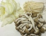 【減塩】きのこのカレーマヨ炒め作り方1写真