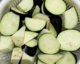 簡単！お弁当にナスと豚肉の味噌だれ炒め作り方1写真