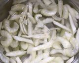 セロリとやげん軟骨のポン酢和え作り方1写真