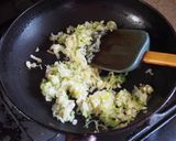 【万能調味油】ネギ炒め油〜チャーハンに！作り方1写真