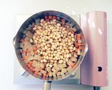 煎り大豆で！野菜ゴロゴロ五目豆作り方3写真