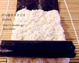 魚肉ソーセージのヒーロー簡単巻き寿司作り方5写真