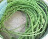 かたはと鶏ひき肉炒め作り方1写真
