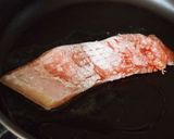 酢玉ねぎタレで食べる☆サーモンのムニエル作り方3写真
