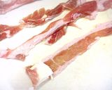 お弁当にプチトマトとチーズの肉巻きフライ作り方2写真