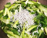 簡単!チンゲンサイとネギのしらす炒め作り方5写真