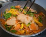 豚バラ肉とカラフル野菜の塩レモン炒め作り方6写真
