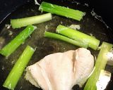 鶏むね肉のバンバンジーとスープ【節約】作り方5写真
