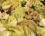 えびとキャベツのペペロンチーノ。作り方6写真
