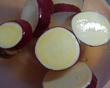 砂糖無しで♪さつま芋とレーズンの甘煮！！作り方1写真
