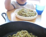 子供のごはん　ママ安心の青汁麺作り方13写真