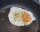 カリカリチーズの目玉焼き作り方2写真