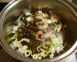 ハチク（淡竹）と霜降りシメジの味噌汁作り方6写真