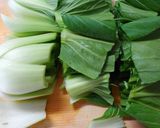 簡単♪朝食♡もずくとチンゲン菜のお吸い物作り方1写真