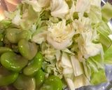 キャベツとそら豆のコンソメ煮作り方2写真