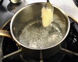 グルメ介護／豆乳豆腐の黒みつ黄名粉がけ作り方2写真