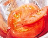 簡単!トマトのせチーズハンバーグ作り方1写真