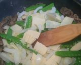 牛小間肉と筍・絹さや・玉ねぎ甘辛炒め作り方5写真