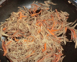 ごぼうと糸こん炒り　息子のダイエット食作り方7写真