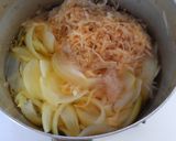 切り干し大根と玉ねぎ ワカメのお吸い物♪作り方3写真