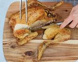 ポテトとにんじんを添えたローストチキン作り方17写真