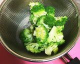 ☆簡単☆ブロッコリーのごま塩昆布和え作り方1写真