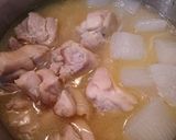 塩麹鶏と大根の煮物作り方4写真