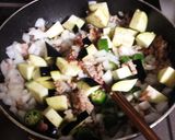 簡単！夏野菜の冷やし肉味噌うどん作り方4写真