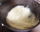 簡単！夏野菜の冷やし肉味噌うどん作り方1写真