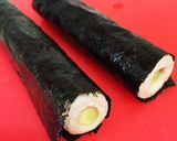 2分で完成！ウメ〜♪ちくキュー海苔巻き作り方3写真