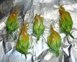 手早く！ズッキーニの花のファルシ作り方2写真