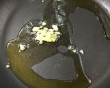 フキとサクサク油揚げのガーリックパスタ作り方4写真
