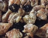 鳥もも肉とプルーンのソテーバルサミコ風味作り方6写真