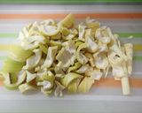 ハチク（淡竹）と竹輪の洋風味噌汁作り方3写真