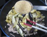 梅香る豚ひき肉とナスの炒め物作り方9写真