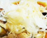 ぽん酢でさっぱり★焼きぶりの新玉ねぎのせ作り方3写真