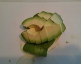 アボカドとトマトのオムレツ！作り方3写真