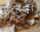 鶏むね肉と椎茸と小松菜のおかか梅煮込み作り方3写真