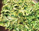 だしの素で簡単！春菊となめこの和風炒め作り方5写真