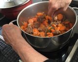 ドイツ味☆にんじんと牛肉の赤ワイン煮込み作り方9写真