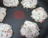 混ぜて簡単モチッ♪梅納豆チーズのお焼き作り方4写真
