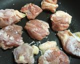 鶏もも肉とアスパラの甘辛味噌炒め♪作り方4写真